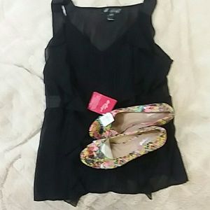 Dex flex peep toe wedges